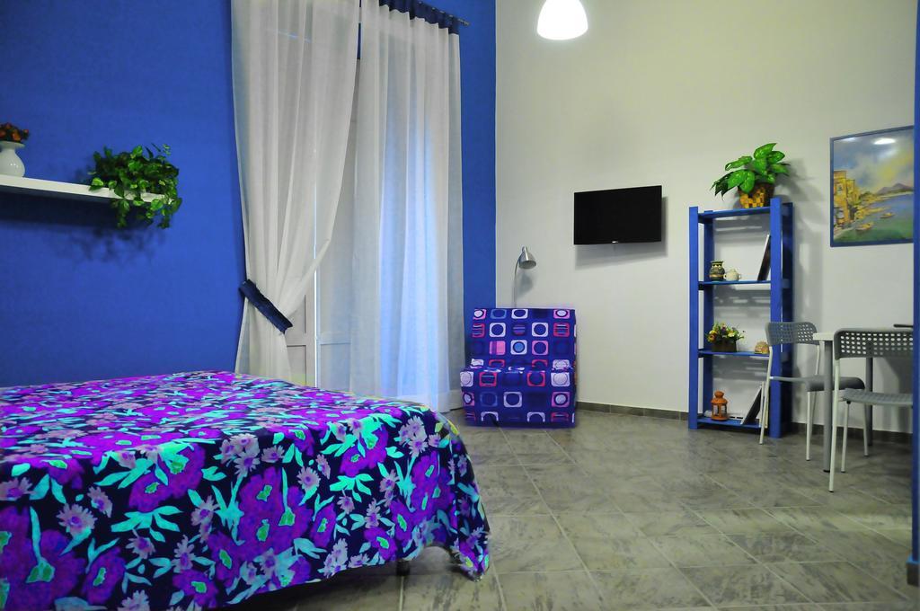 B&B Ingiropernapoli Nápoles Quarto foto