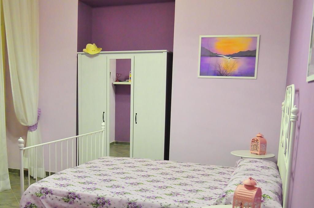 B&B Ingiropernapoli Nápoles Quarto foto